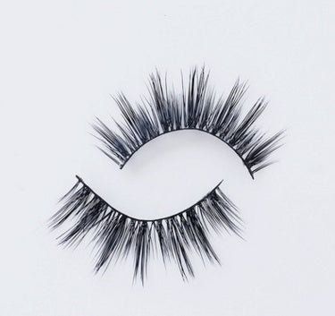 Faux Aurelia Eye Lashes - Premium 0 from chiquetrends.com - Just $13! Shop now at chiquetrends.com