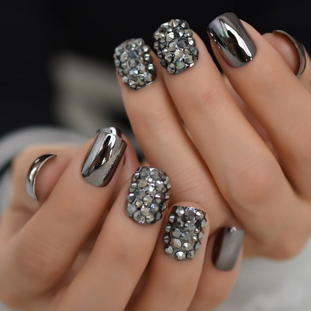 Metal false nails for women - Premium 0 from chiquetrends.com - Just $21! Shop now at chiquetrends.com