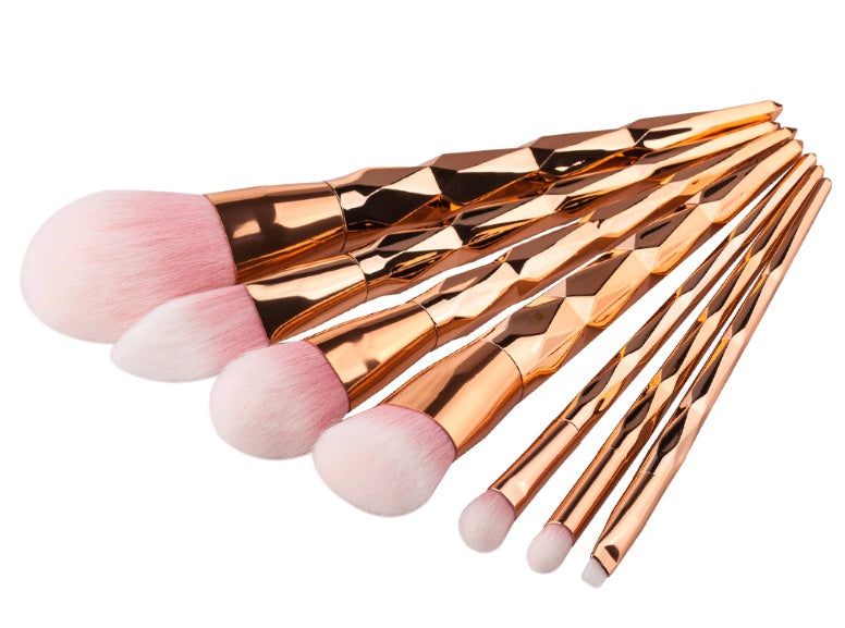 7 makeup brushes, makeup - Premium 0 from chiquetrends.com - Just $22! Shop now at chiquetrends.com