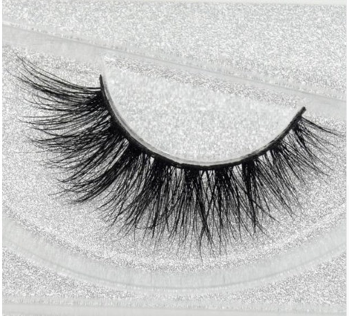 Faux Aurelia Eye Lashes - Premium 0 from chiquetrends.com - Just $13! Shop now at chiquetrends.com