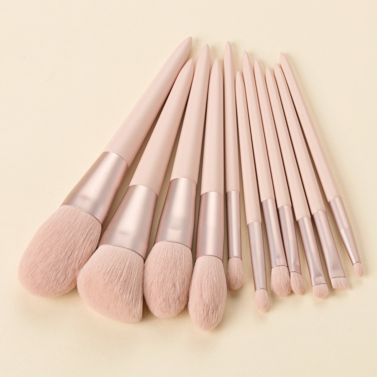 Make-up Kit Beauty Brush Girl - Premium 0 from chiquetrends.com - Just $26! Shop now at chiquetrends.com