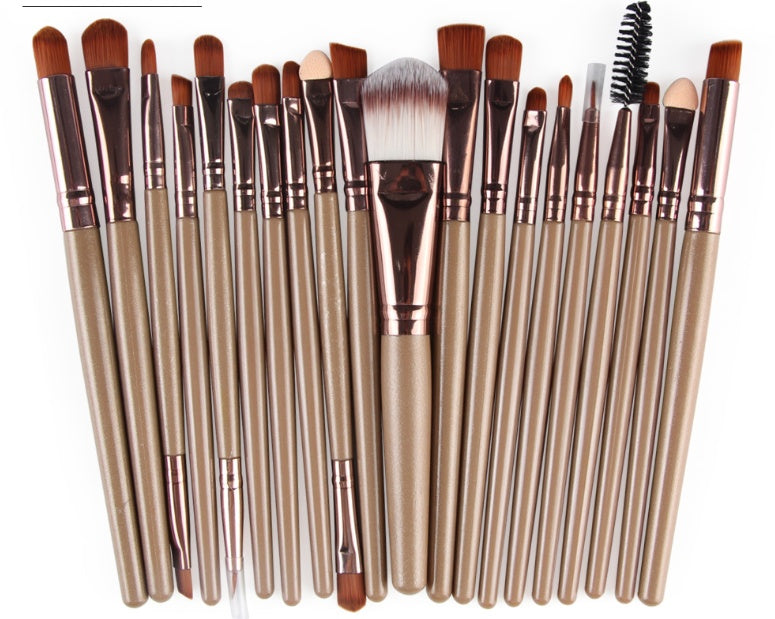 Makeup brush set loose powder - Premium 0 from chiquetrends.com - Just $18! Shop now at chiquetrends.com