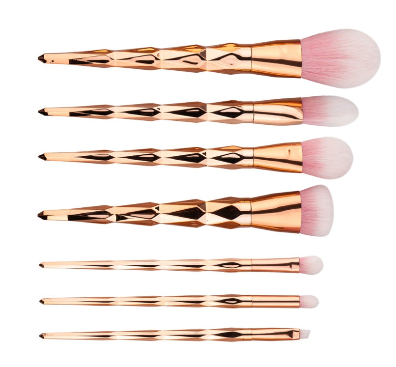 7 makeup brushes, makeup - Premium 0 from chiquetrends.com - Just $22! Shop now at chiquetrends.com