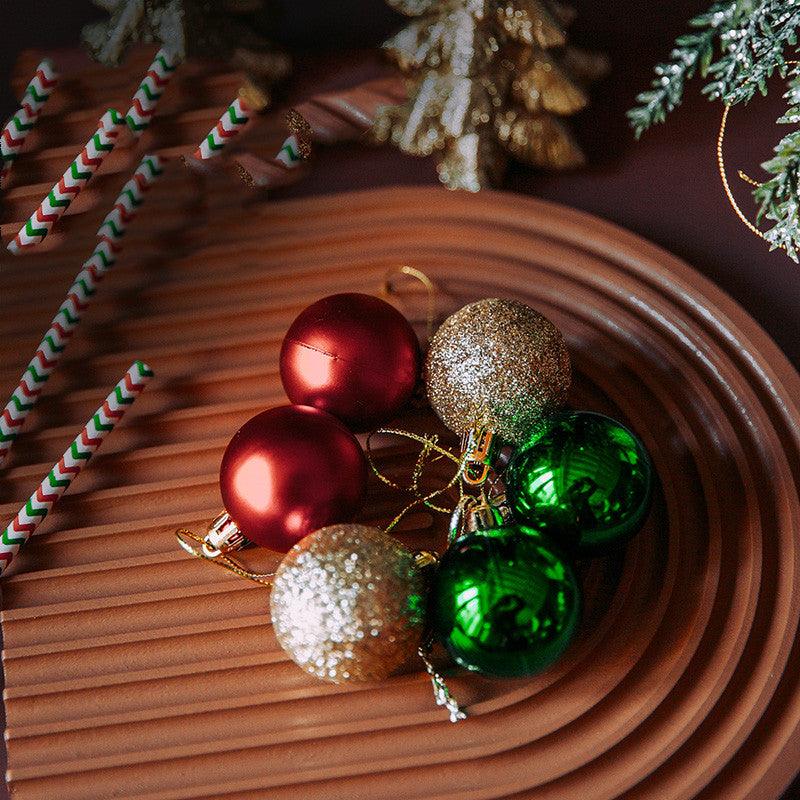 Christmas Decorations Scene - Premium 0 from chiquetrends.com - Just $11! Shop now at chiquetrends.com