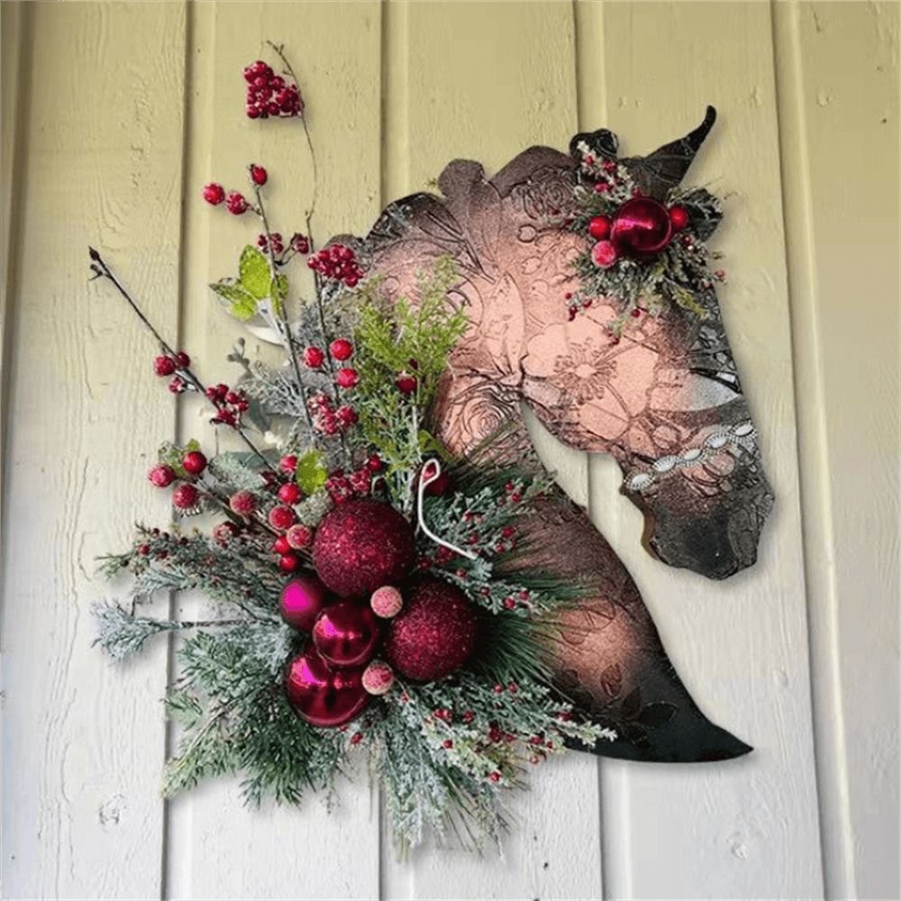 Horse Head Garland Christmas - Premium 0 from chiquetrends.com - Just $27! Shop now at chiquetrends.com