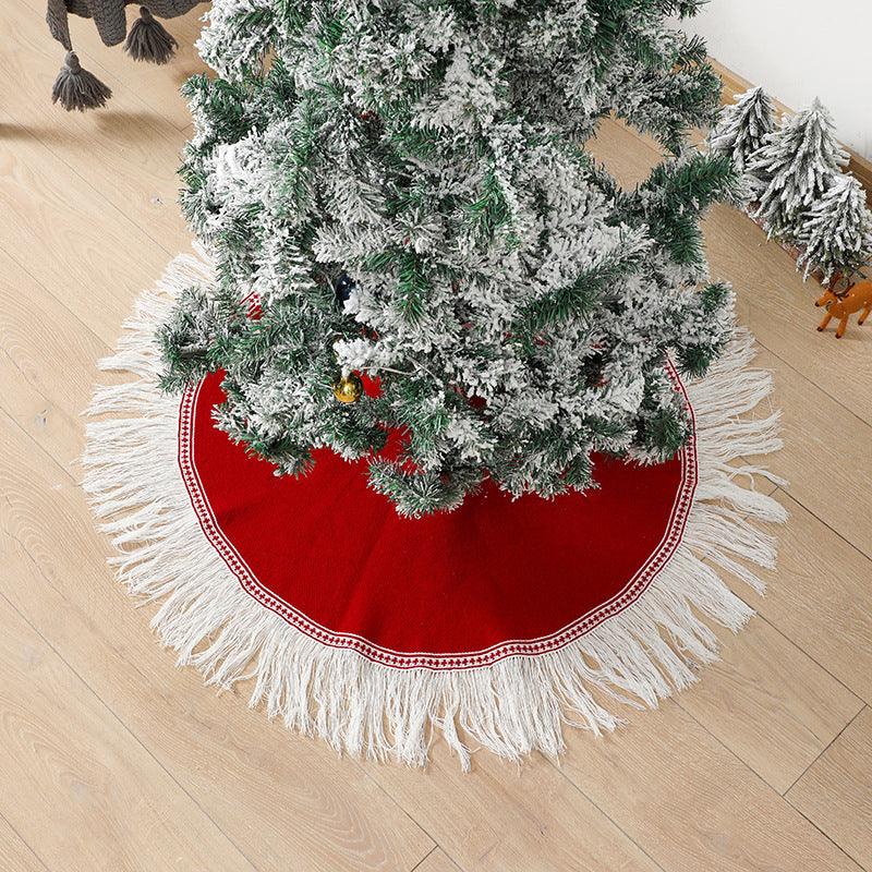 New Christmas Tree Skirt - Premium 0 from chiquetrends.com - Just $23! Shop now at chiquetrends.com